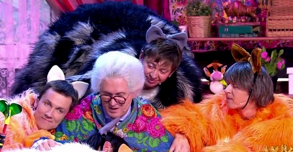 Бабушка и коты «Уральские пельмени»