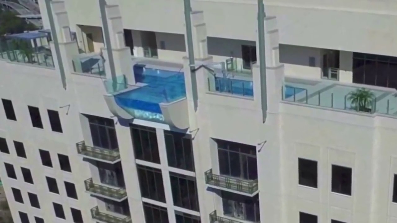 Хотел бы поплавать в таком бассейне на 42 этаже?!