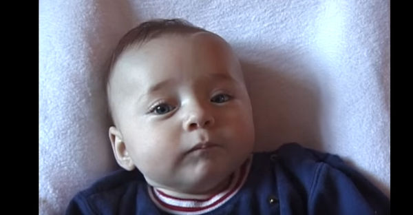 Этот папа снимал дочку каждый день до 18 лет! Посмотри, что получилось!